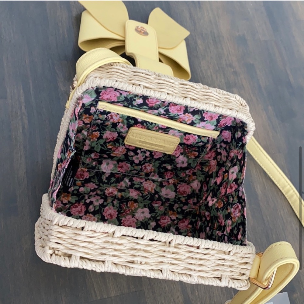 LIKE DREAMS WIKER PURSE